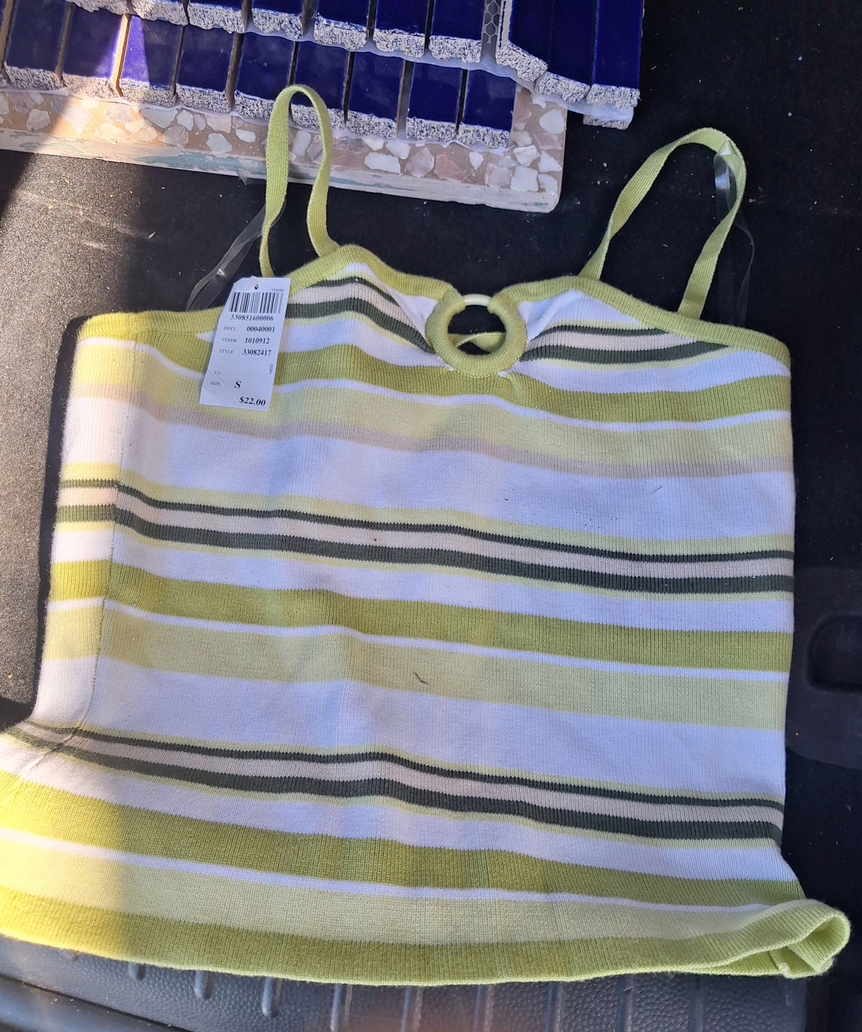 Wholesale Lot Of 14,800 Girls Blouses By Wet Seal - MSRP $22 Each - Your Price Is Only .75 Each - Image 4