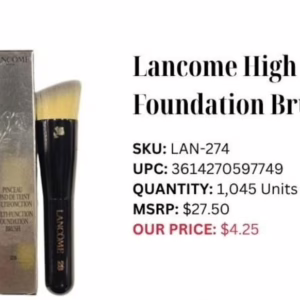 Wholesale Lot Of 100 Lancome High Coverage Foundation Brushes - Boxed Individually - MSRP $27.50 Each - Your Price Is Only $5.25 Each