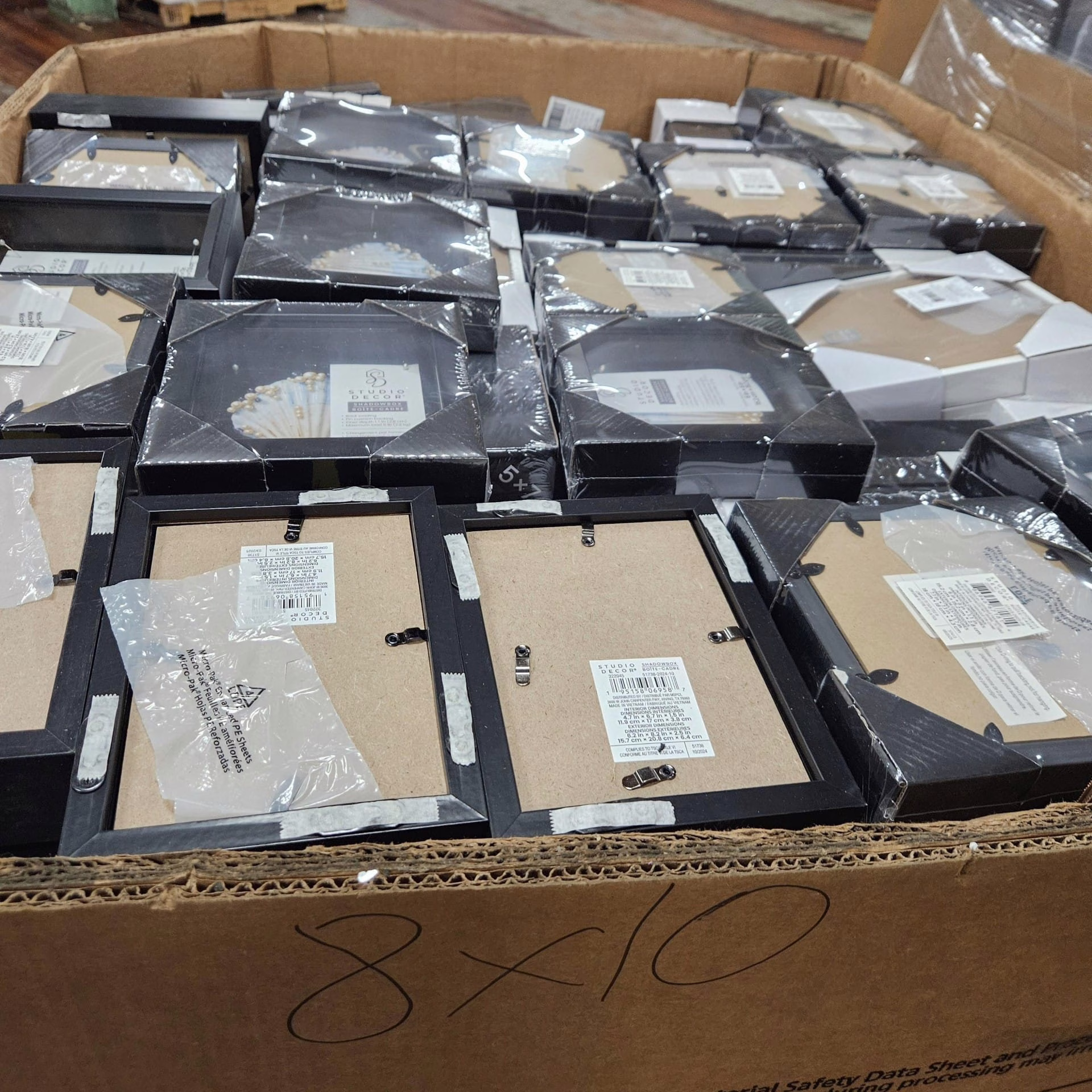 Wholesale Truckload Of 6,000 Brand New Frames And Display Cases - Wide Range Of Sizes - Your Price Is Only $1.50 Each - Image 6