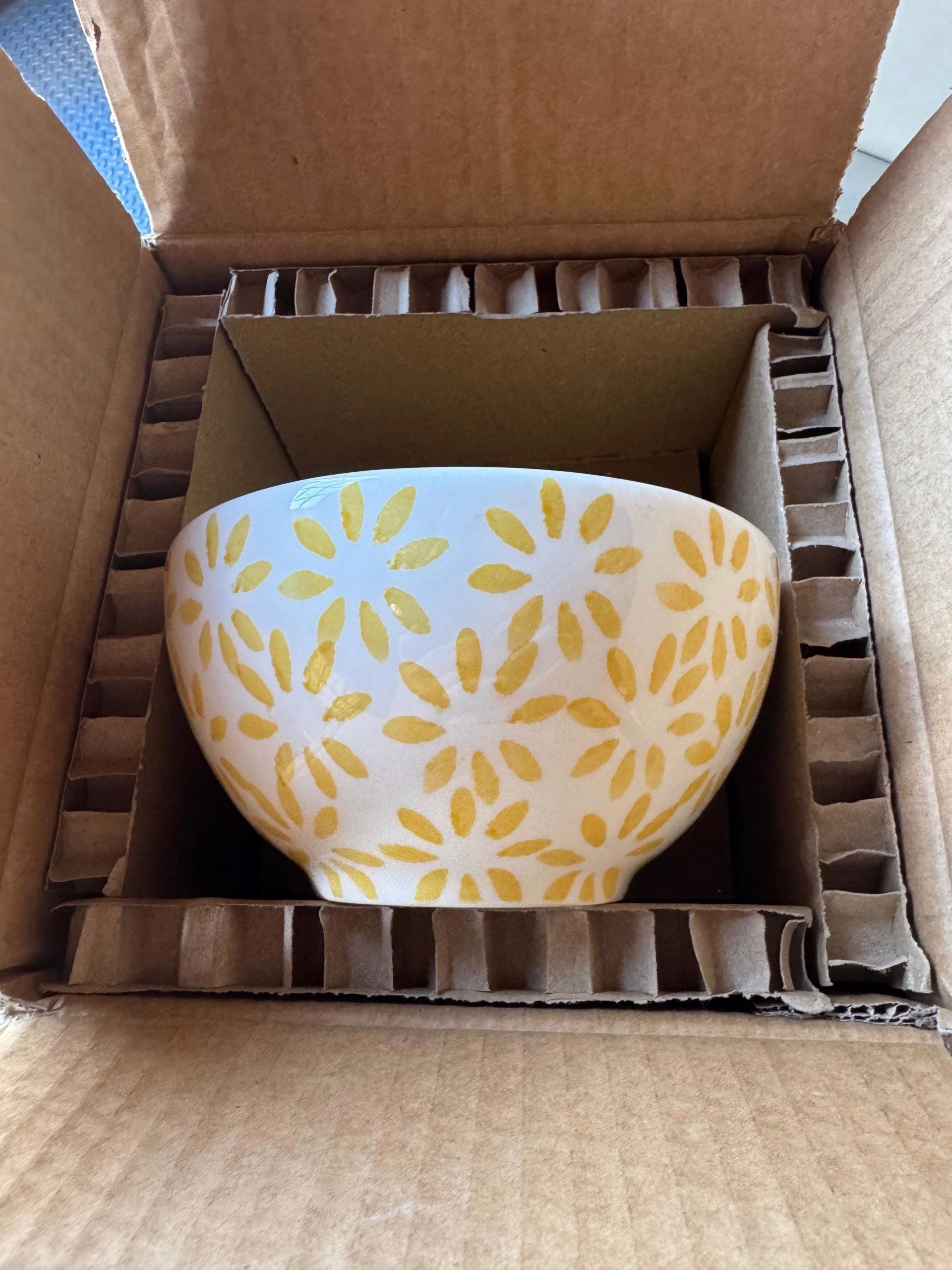 Wholesale Lot Of 572 Home Decorators Collection Sets - 4 Bowls In A Set - Made in Portugal - Sets Are Sold By Home Depot For $49.99 Each - Your Price Is Only $7 For Each Set - Image 7