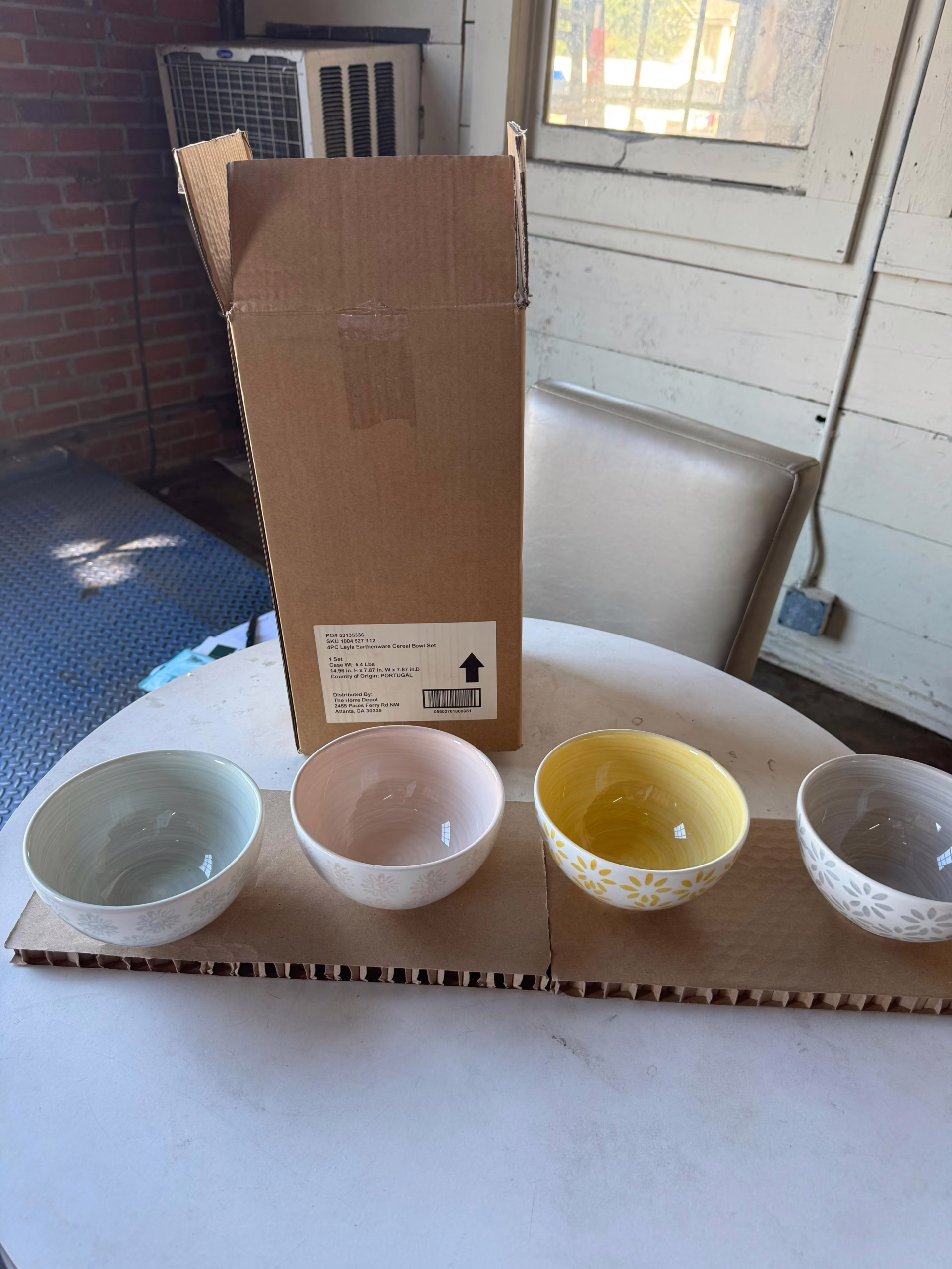 Wholesale Lot Of 572 Home Decorators Collection Sets - 4 Bowls In A Set - Made in Portugal - Sets Are Sold By Home Depot For $49.99 Each - Your Price Is Only $7 For Each Set - Image 2