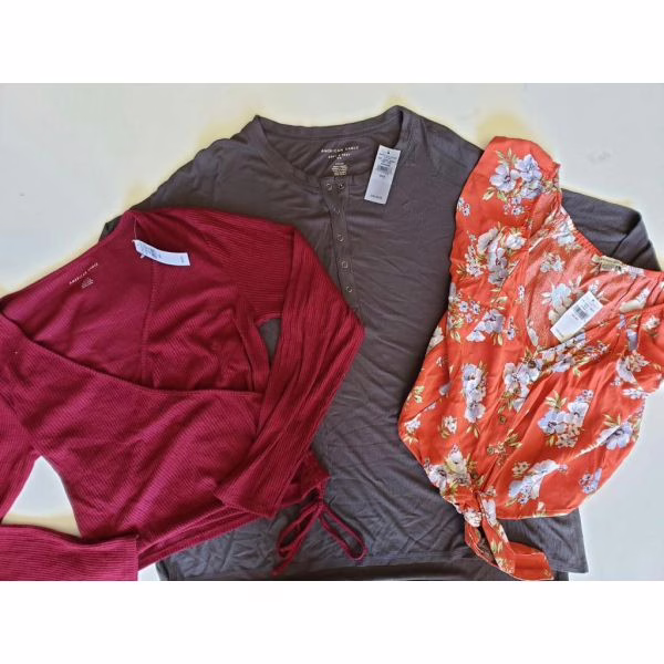 Wholesale Lot Of 100 Pieces Of American Eagle Clothing For Men And Women - Your Price Is Only $8.99 Each - Image 15