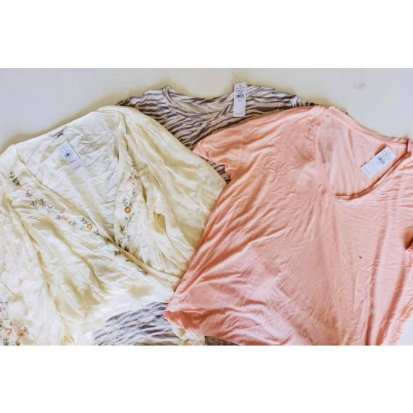Wholesale Lot Of 100 Pieces Of American Eagle Clothing For Men And Women - Your Price Is Only $8.99 Each - Image 14