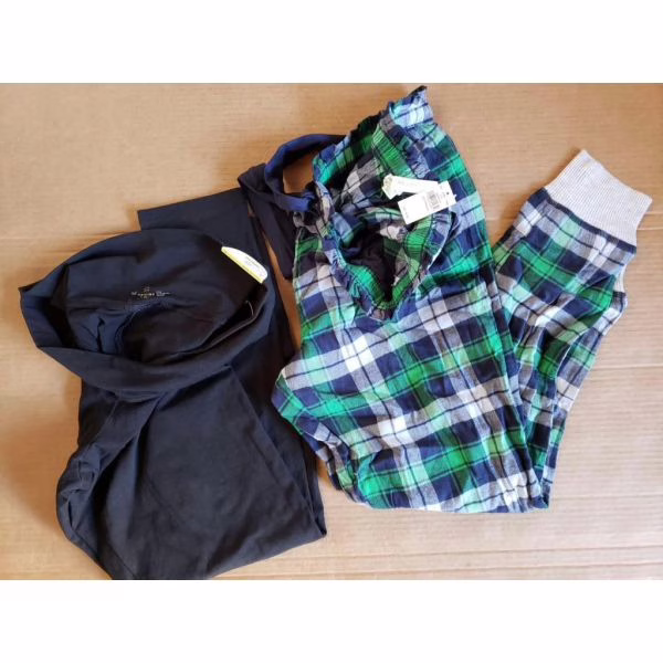 Wholesale Lot Of 100 Pieces Of American Eagle Clothing For Men And Women - Your Price Is Only $8.99 Each - Image 11