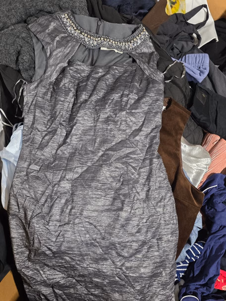 Wholesale Lot Of 876 Pieces Of Overstock And Store Returns From Nordstrom - Brands Such As Vince, Kay Unger, Rag & Bone, The Recycled Planet, SKIMS, Spiritual Gangster, And More - Your Price Is Only $7.30 Each - Image 11