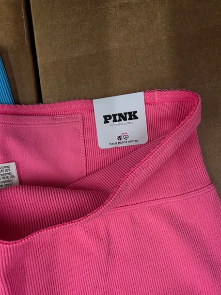 Wholesale Lot Of 210 Brand New Victoria's Secret PINK Leggings - Sizes S-2XL - Individually Polybagged - Suggested Retail Value $59.99 Each - Your Price Is Only $11 Each - Image 3
