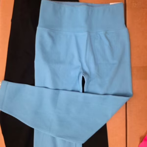 Wholesale Lot Of 210 Brand New Victoria's Secret PINK Leggings - Sizes S-2XL - Individually Polybagged - Suggested Retail Value $59.99 Each - Your Price Is Only $11 Each