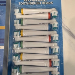 Wholesale Lot Of 2,350 Pieces Of Tooth brush replacement heads compatible with oral B (12 pack) – Your Price Is Only $2.00 Each $4699