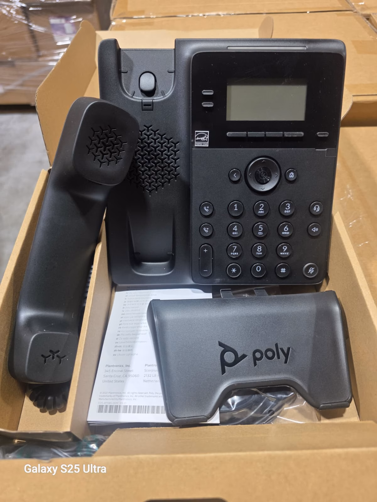 Wholesale Lot Of 500 Brand New Sealed Poly Edge B10 IP Desk VoIP Phones - 2,600 Available - Your Price Is Only $8.00 Each - Image 4