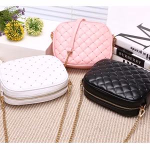 Wholesale Lot Of 100 Fancy Fashion Purses - Sold On Amazon For $21.99 Each - Your Price Is Only $3.99 Each
