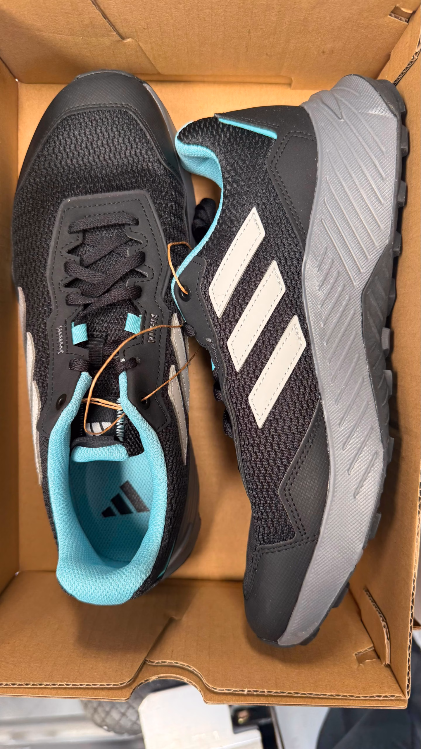 Wholesale Lot Of 482 Pairs Of Authentic Adidas Pedivista Women's Sneakers – Sizes 7.5, 8.5 & 10 – Suggested Retail Price $70.00 Each – Your Price Is Only $28.00 Each