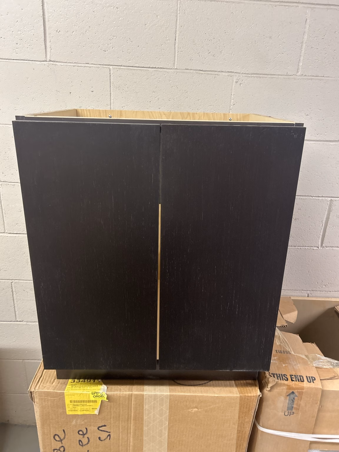 Wholesale Lot Of 32 Brand New Kitchen Cabinets And Vanities - Original Wholesale Cost $3,200 - Asking $1,600 - Image 3
