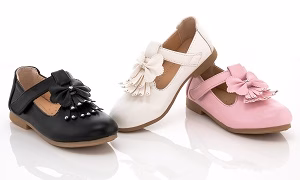 Wholesale Lot Of 1,200 Children's Shoes For Boys And Girls - Full Run Of Kids Sizes - Suggested Retail Values To $60.00 A Pair - Your Price Is Only $3.50 For Each Pair