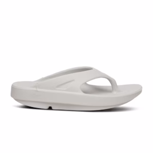 Wholesale Lot Of 151 Pairs Of OOFOS Footwear – 16 Styles And Color Variations – $5,860 For The Entire Lot!  – Only $38.81 Each Pair